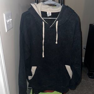 Black washed hoodie